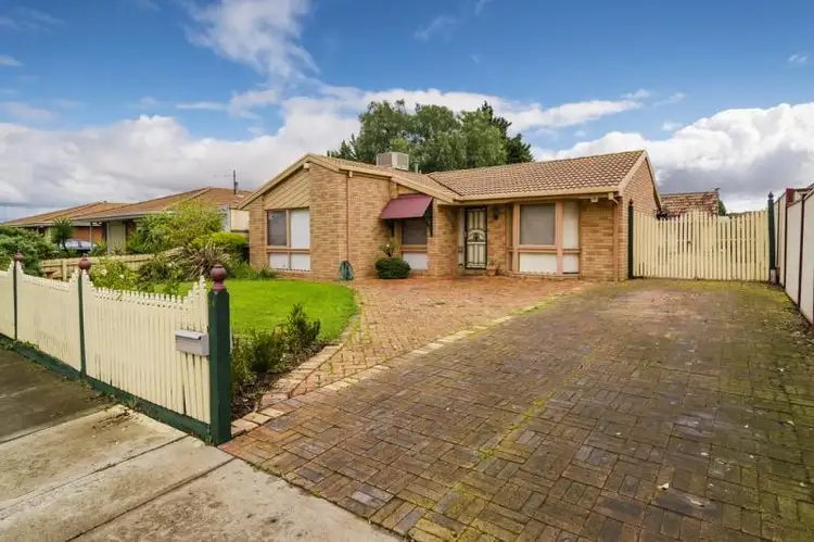 Second view of Homely house listing, 14 Kingsley Place, Delahey VIC 3037