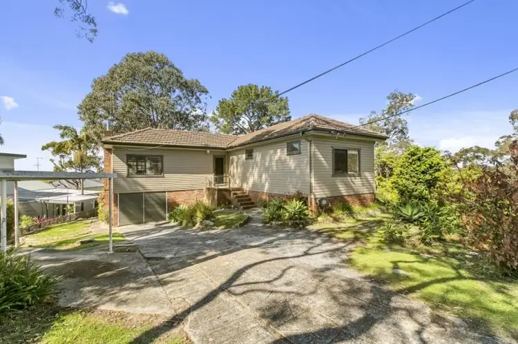 Fourth view of Homely house listing, 4 Cambridge Avenue, Narraweena NSW 2099