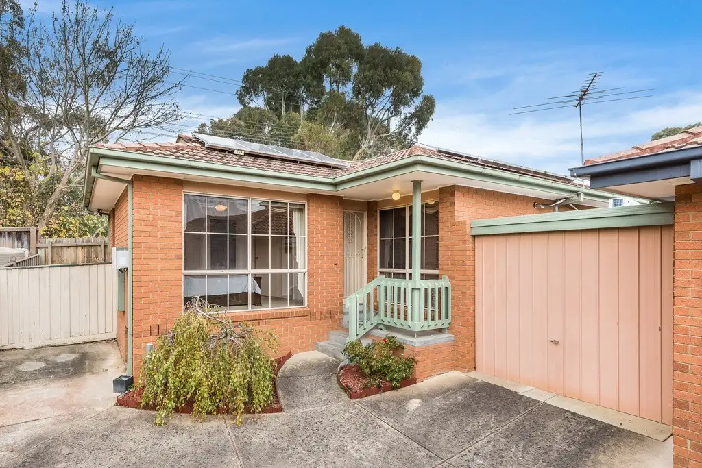 Main view of Homely unit listing, 2/5 Melanie Court, Mount Waverley VIC 3149