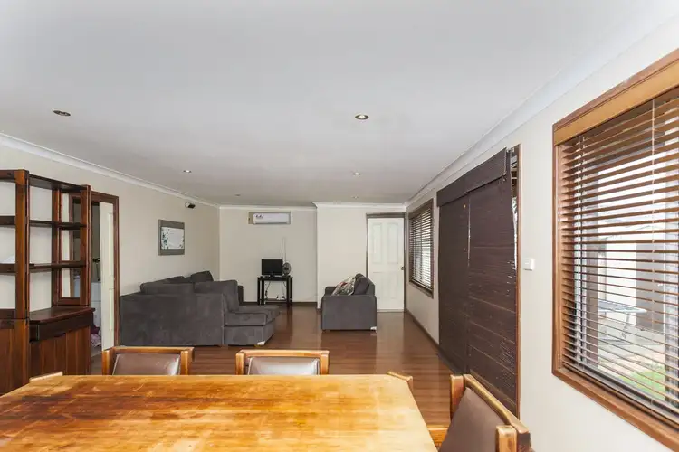 Fifth view of Homely house listing, 17 Annette Close, Woodberry NSW 2322