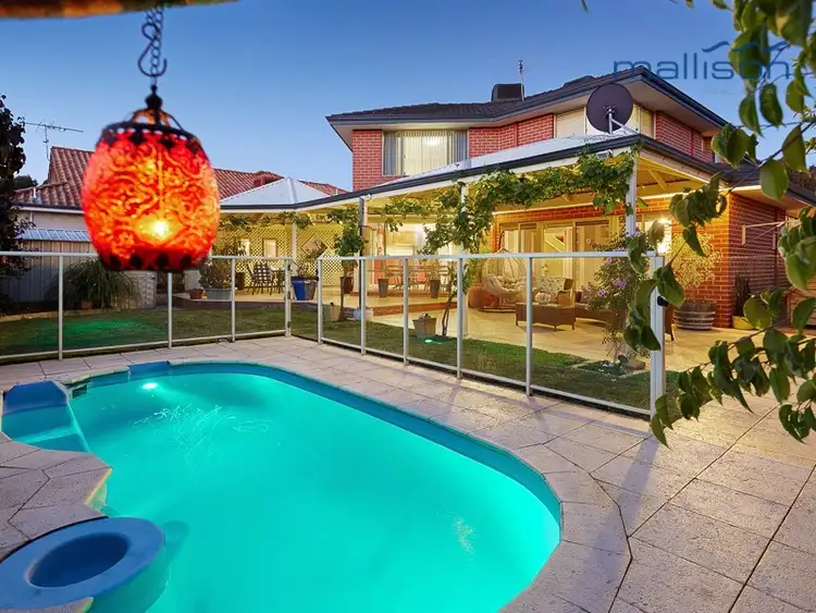 13 Cheshunt Gardens, North Lake WA 6163