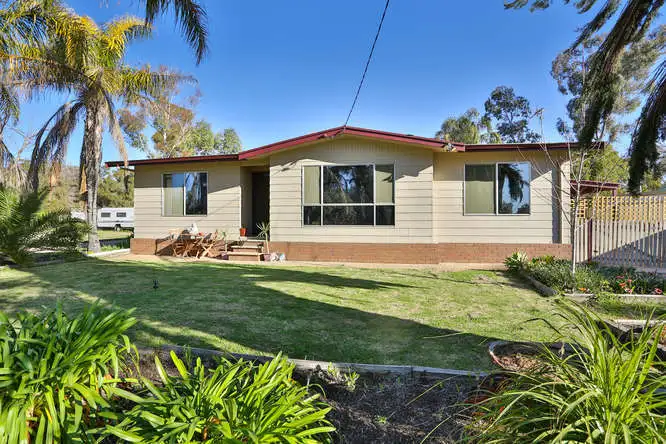 151 Adelaide Street, Gol Gol NSW 2738