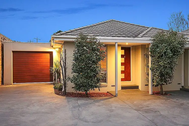 4/32 Crookston Road, Reservoir VIC 3073