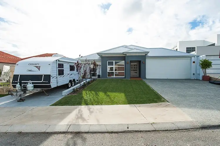 25 Lakeway Retreat, Dawesville WA 6211