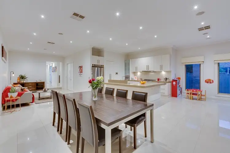 Second view of Homely house listing, 21 Lancelot Court, Hillside VIC 3037