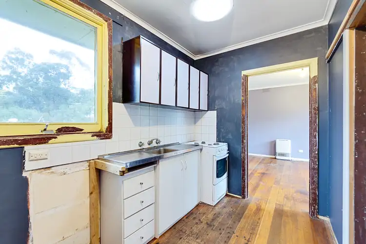 Fifth view of Homely house listing, 2 Bishop Avenue, Diamond Creek VIC 3089