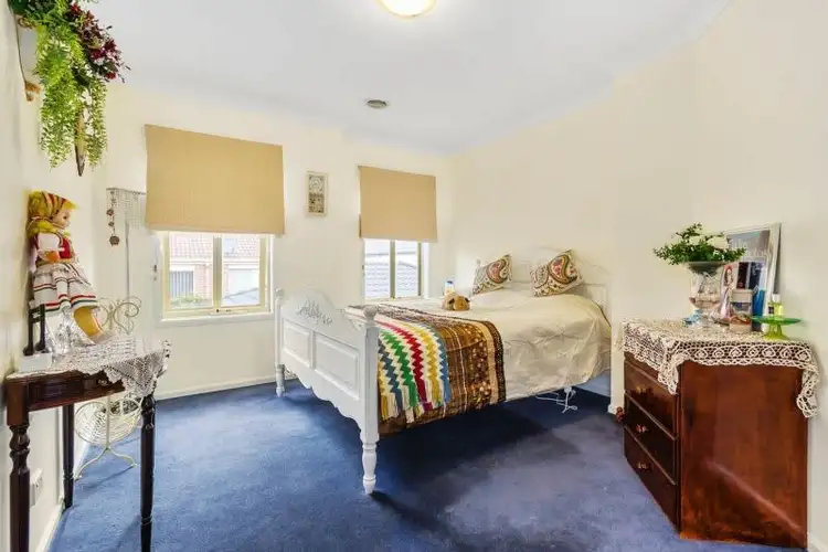 Sixth view of Homely house listing, 2 Earl Close, Hallam VIC 3803