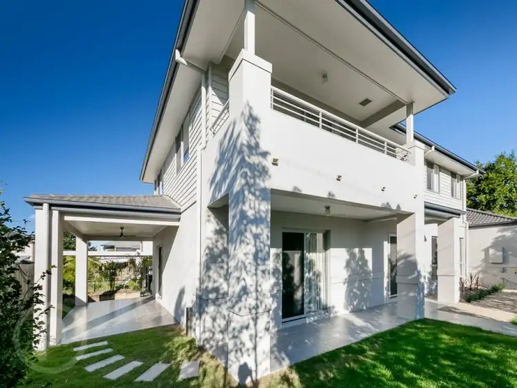 23 Lamb Street, Corinda QLD 4075