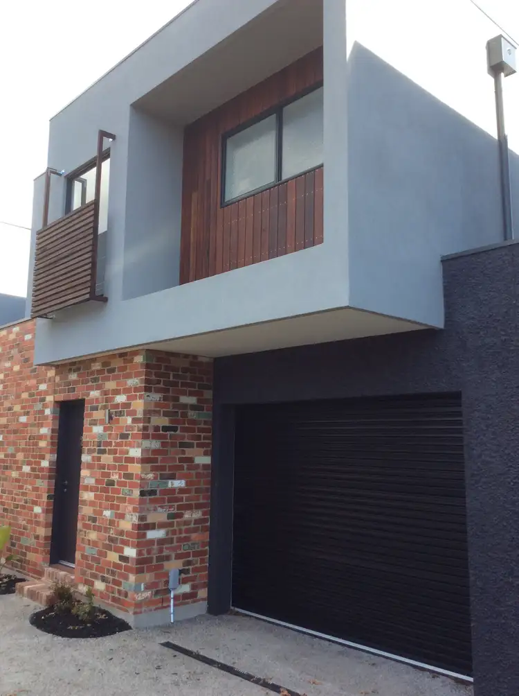 67 Lloyd Street