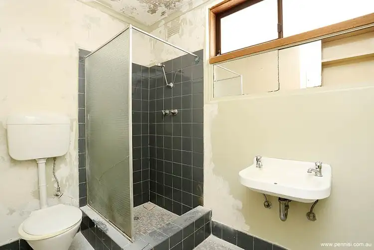 Fifth view of Homely apartment listing, 3/230 Ascot Vale Road, Ascot Vale VIC 3032