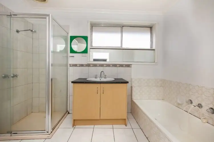Sixth view of Homely house listing, 5 Hartville Court, Thomastown VIC 3074