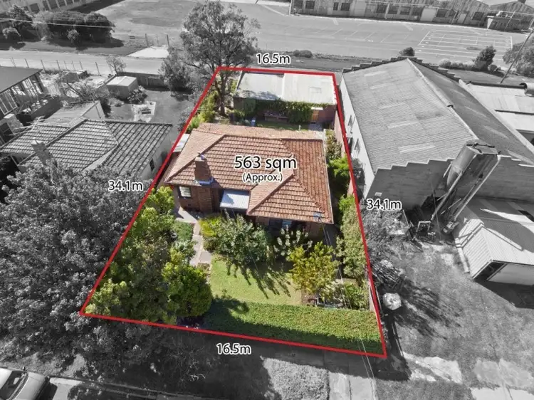 6 McNeilage Street, Spotswood VIC 3015