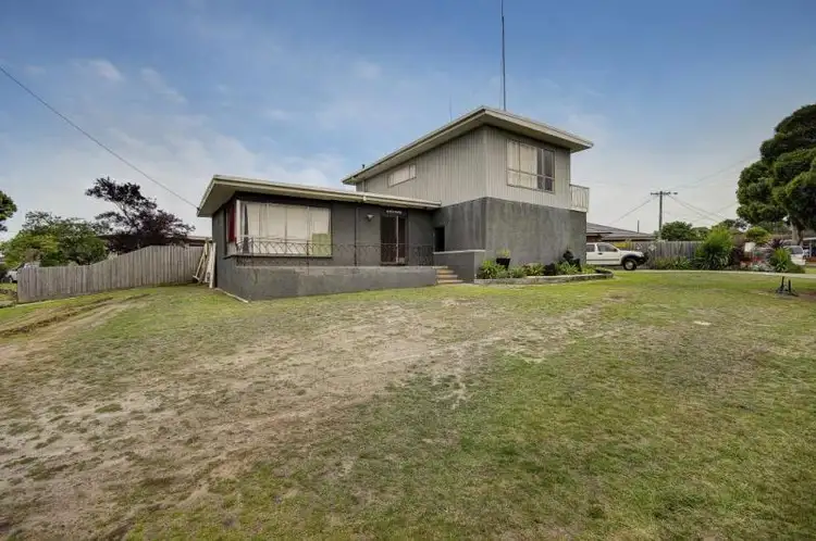 Second view of Homely house listing, 1 Cheryl Crescent, Belmont VIC 3216