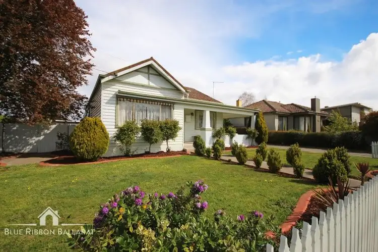 17 Kent Street, Sebastopol VIC 3356