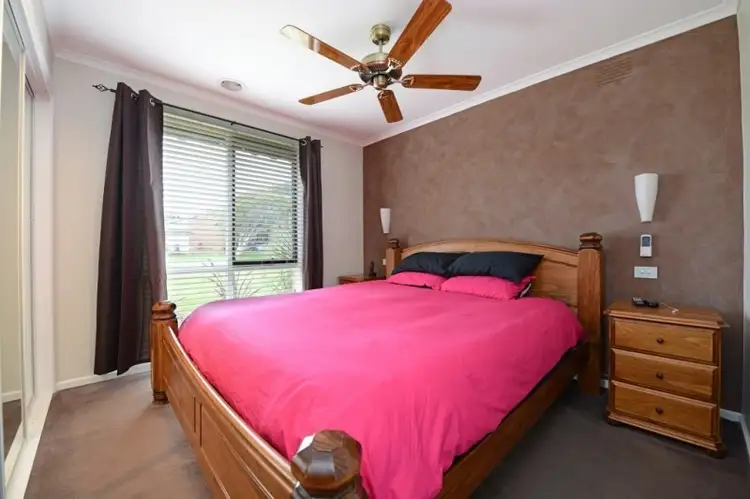 Sixth view of Homely house listing, 27 Sunbird Crescent, Carrum Downs VIC 3201