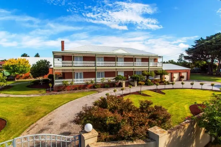 2 Welburn Place, Greenvale VIC 3059