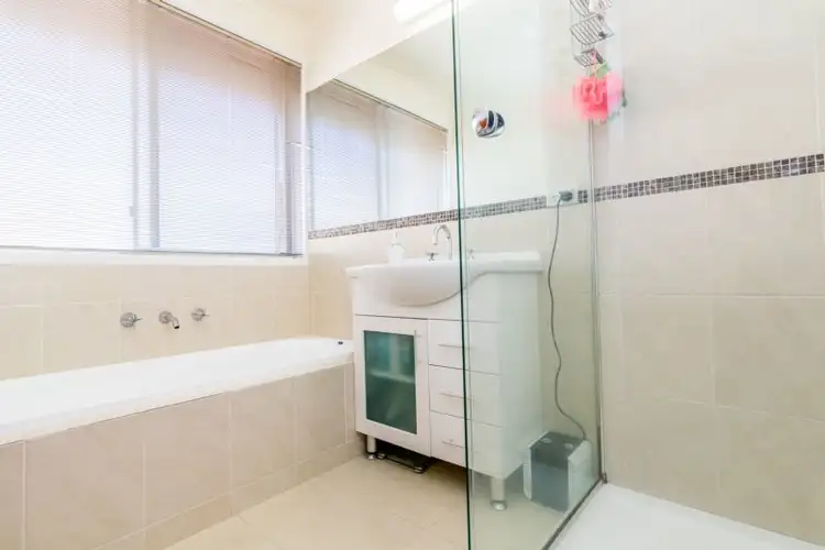 Sixth view of Homely house listing, 18 Lascelles Drive, Lalor VIC 3075