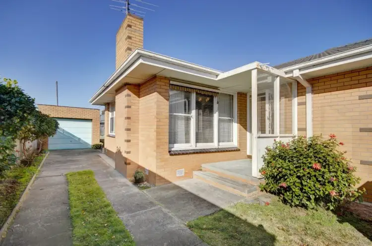 43 Brayshay Road, Newcomb VIC 3219