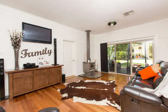 Fifth view of Homely house listing, 41 Fitzroy Avenue, Red Cliffs VIC 3496