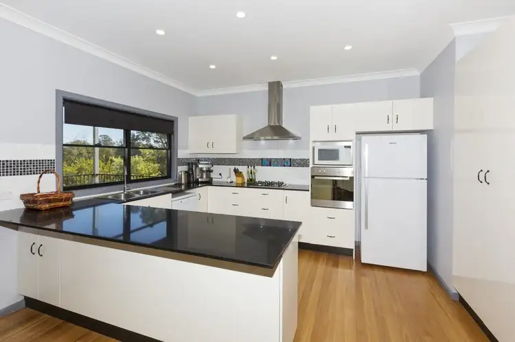 Second view of Homely house listing, 10 Edna Street, Warrimoo NSW 2774