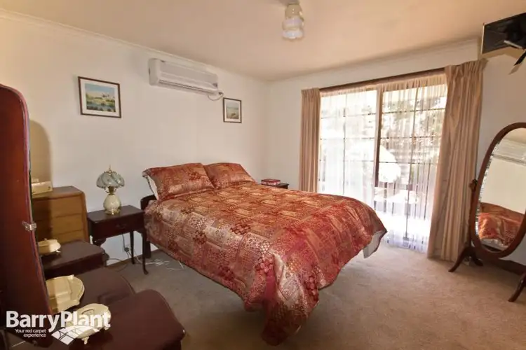 Sixth view of Homely house listing, 31 Sunderland Circuit, Traralgon VIC 3844