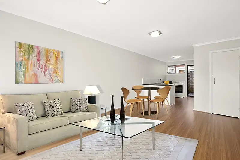 Main view of Homely unit listing, 3/10 Carder Avenue, Seaford VIC 3198