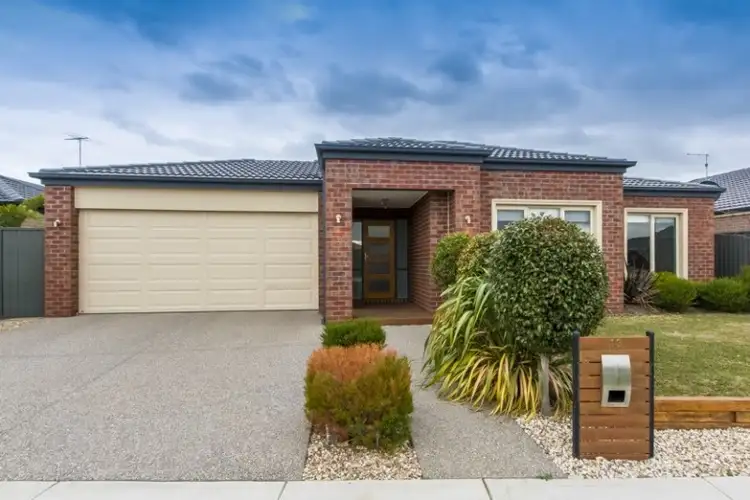 13 Moorhen Drive, Lara VIC 3212