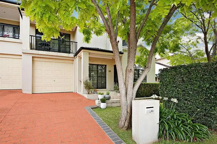 4A Phyllis Avenue, Picnic Point NSW 2213