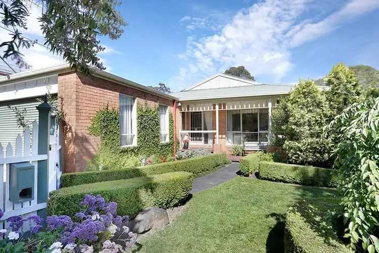 41 Jells Road, Wheelers Hill VIC 3150