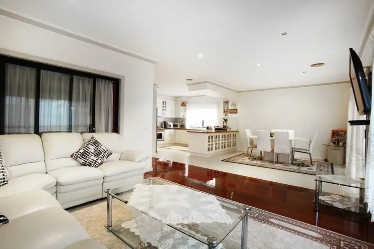 Fourth view of Homely house listing, 32 Threadneedle Street (Cambridge Gardens), Attwood VIC 3049