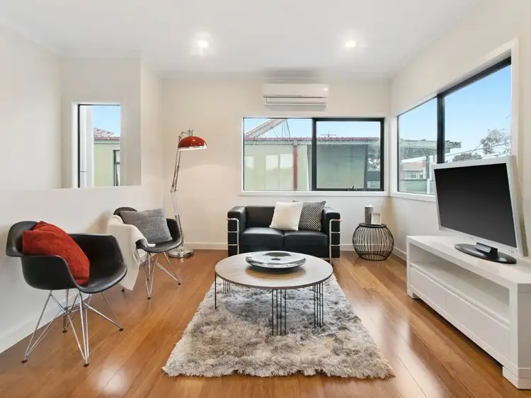 Main view of Homely townhouse listing, 1/492 Murray Road, Preston VIC 3072