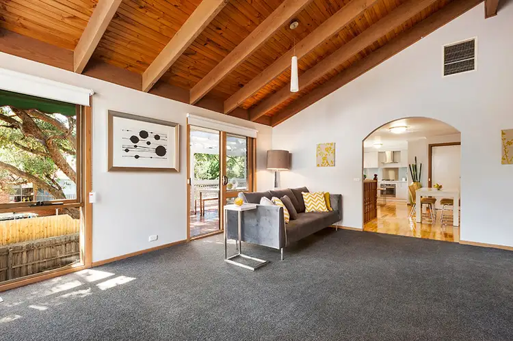 Sixth view of Homely house listing, 10 Kingsbury Court, Diamond Creek VIC 3089