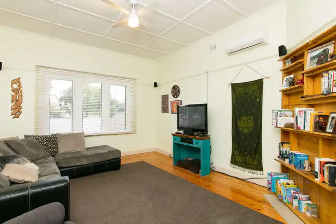 Fifth view of Homely house listing, 217 Woodham Avenue, Mildura VIC 3500