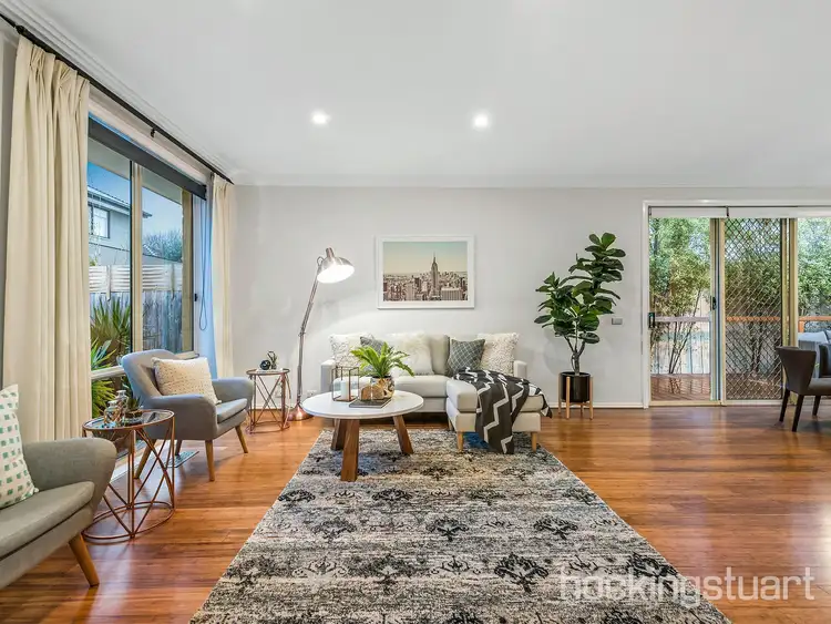 Main view of Homely townhouse listing, 2/11 Mount View Avenue, Parkdale VIC 3195