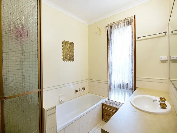 Fifth view of Homely house listing, 6 Liris Court, Ringwood VIC 3134