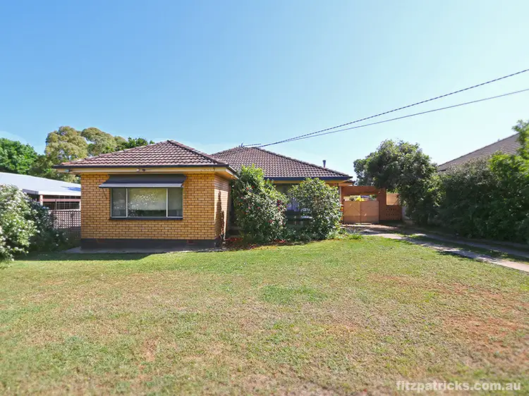 9 Bruce Street, Tolland NSW 2650