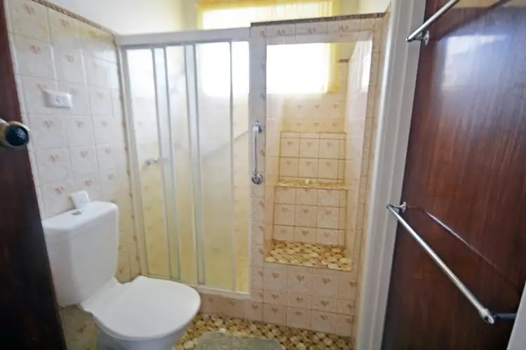 Sixth view of Homely house listing, 19 Lindsay Street, Heywood VIC 3304