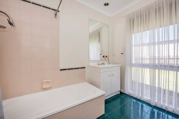 Sixth view of Homely house listing, 21 Benaroon Drive, Lalor VIC 3075