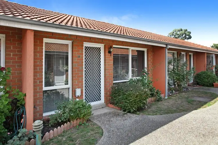 20/16 South Circular Road, Gladstone Park VIC 3043