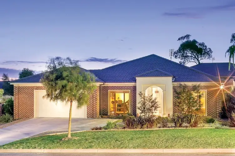 7 Graham Street, Buninyong VIC 3357