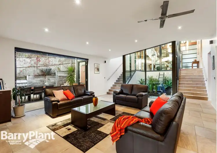 7 Elmwood Rise, Eltham North VIC 3095