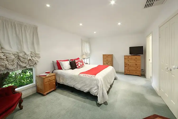 Sixth view of Homely house listing, 7 Sunningdale Court, Rowville VIC 3178