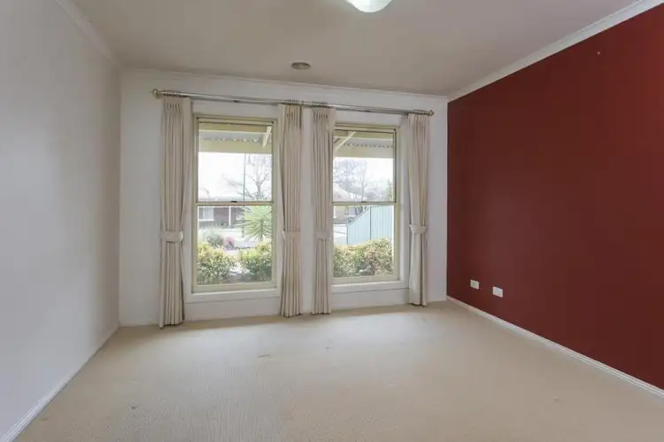 Fifth view of Homely house listing, 2 Battunga Court, Strathfieldsaye VIC 3551