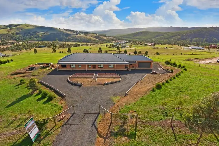 Main view of Homely house listing, 7 Swan Court, Wandong VIC 3758