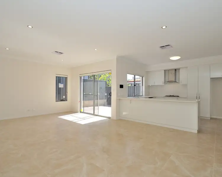 6/211 Royal Street, Yokine WA 6060