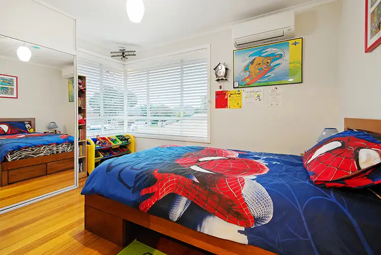 Sixth view of Homely house listing, 8 Ida Court, Reservoir VIC 3073