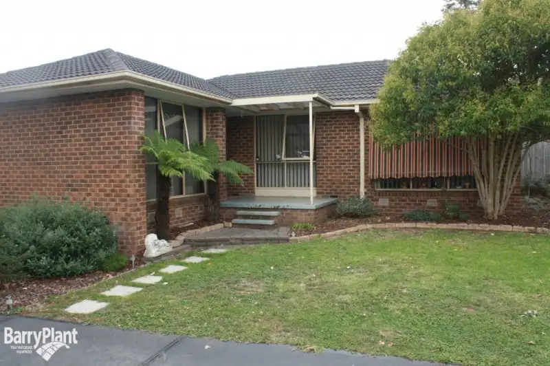 Main view of Homely unit listing, 1/7 Gracilis Court, Endeavour Hills VIC 3802