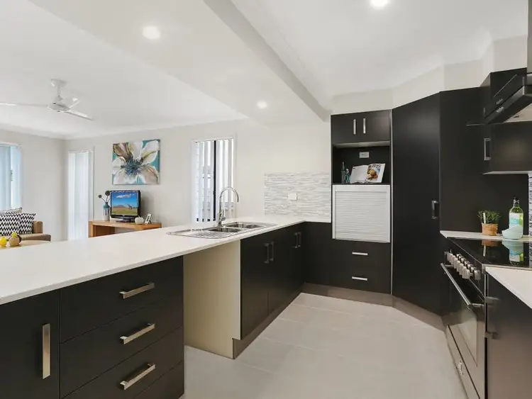 Second view of Homely house listing, 39 Curve Ave, Wynnum QLD 4178