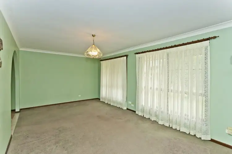 Fifth view of Homely house listing, 2 Oldfield Close, Raymond Terrace NSW 2324