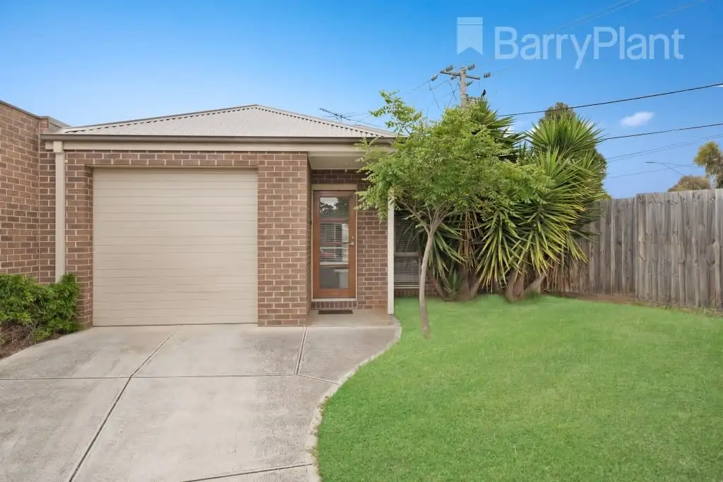 Main view of Homely unit listing, 2/6 Bunya Place, Werribee VIC 3030